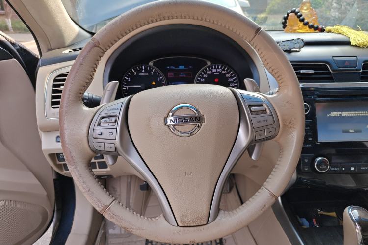 Used Nissan Teana 2014 Duke 2.5L XV-VIP Luxury Edition Steering Wheel