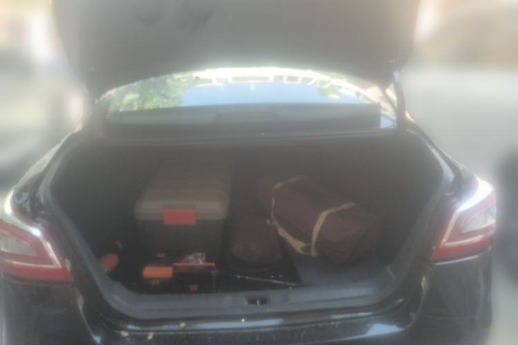 Used Nissan Teana 2014 Duke 2.5L XV Luxury Edition Trunk