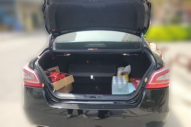 Used Nissan Teana 2014 Duke 2.5L XV Luxury Edition Trunk