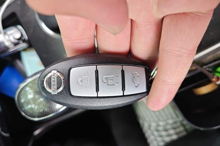 Used Nissan Teana 2014 Duke 2.5L XV Deluxe Edition Vehicle Key