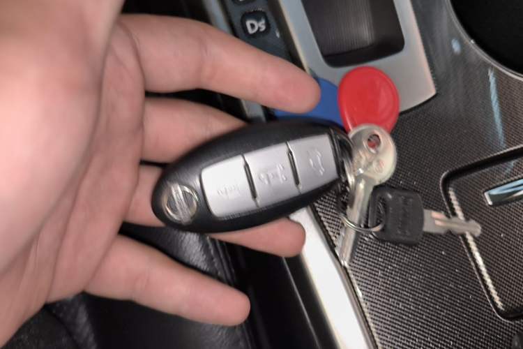 Used Nissan Teana 2014 2.0L XL Upper Tech Edition Vehicle Key