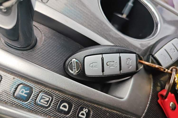 Used Nissan Teana 2014 Duke 2.5L XV Deluxe Edition Vehicle Key