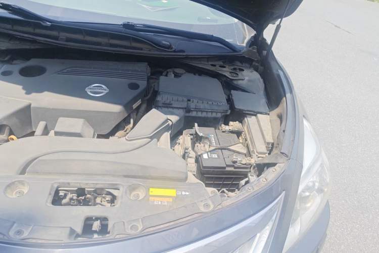 Used Nissan Teana 2014 Duke 2.5L XV-VIP Luxury Edition Engine Bay Left