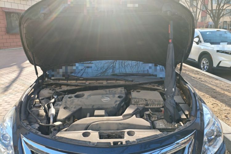 Used Nissan Teana 2014 Duke 2.5L XV-VIP Luxury Edition Engine Bay