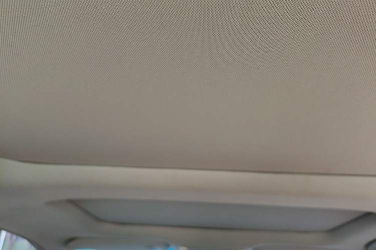 Used Nissan Teana 2014 Duke 2.5L XV-VIP Luxury Edition Headliner