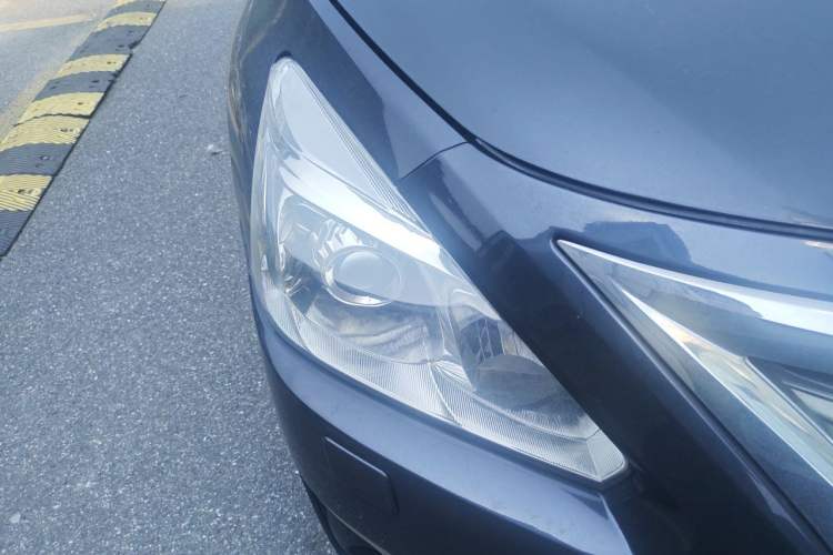 Used Nissan Teana 2014 Duke 2.5L XV-VIP Luxury Edition Right Front Headlight