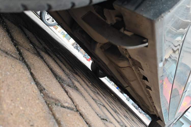 Used Nissan Teana 2014 Duke 2.5L XV Deluxe Edition Chassis Rear Right