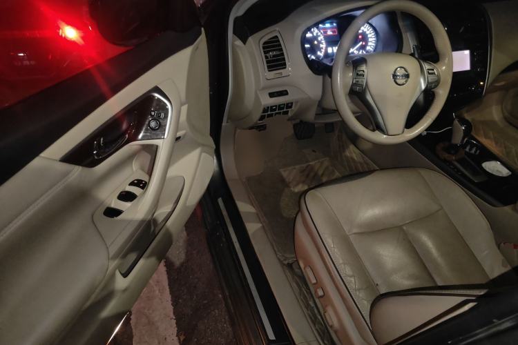 Used Nissan Teana 2014 Duke 2.5L XV Deluxe Edition Driver Seat