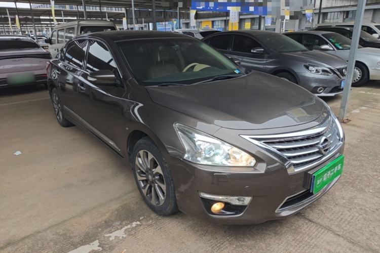 Used Nissan Teana 2014 Duke 2.5L XV Deluxe Edition Front Right 45 Deg