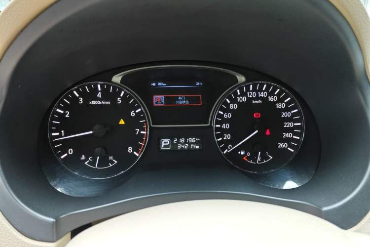 Used Nissan Teana 2014 Duke 2.5L XV Deluxe Edition Instrument Cluster