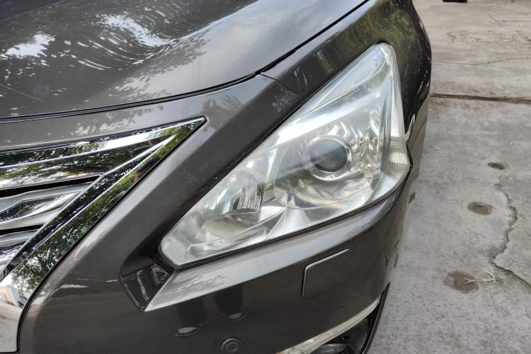 Used Nissan Teana 2014 Duke 2.5L XV Deluxe Edition Left Front Headlight