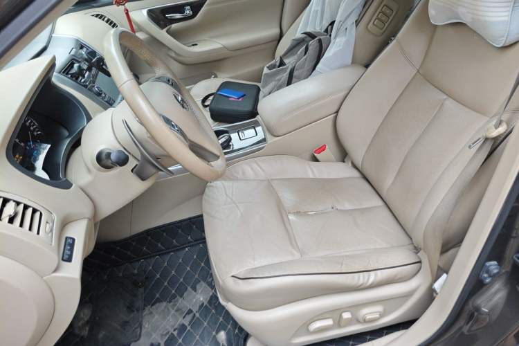 Used Nissan Teana 2014 Duke 2.5L XV Deluxe Edition Left Front Seat