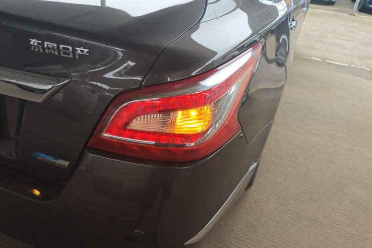 Used Nissan Teana 2014 Duke 2.5L XV Deluxe Edition Right Rear Taillight