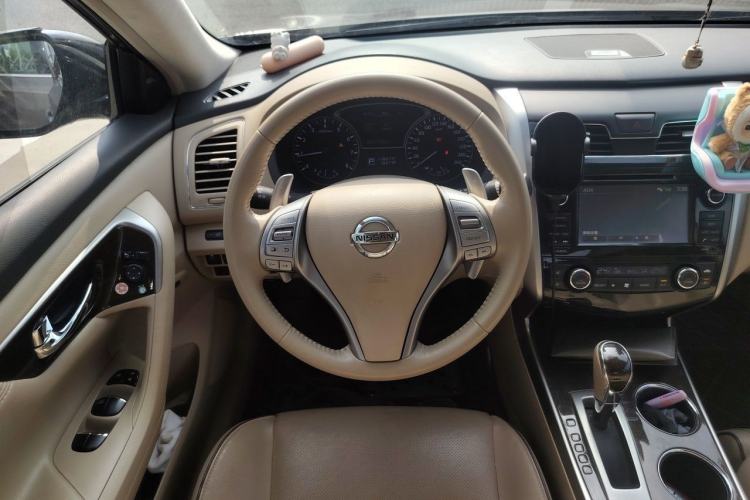 Used Nissan Teana 2014 Duke 2.5L XV-VIP Luxury Edition Steering Wheel