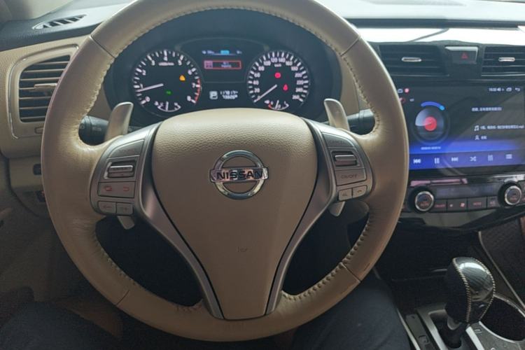 Used Nissan Teana 2014 Duke 2.5L XV Deluxe Edition Steering Wheel
