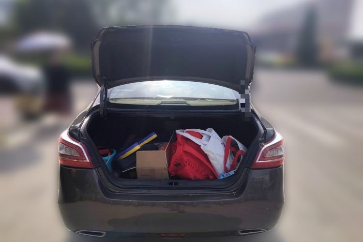 Used Nissan Teana 2014 Duke 2.5L XV-VIP Luxury Edition Trunk