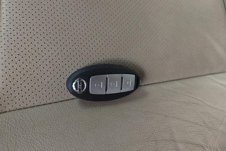 Used Nissan Teana 2014 Duke 2.5L XV Deluxe Edition Vehicle Key
