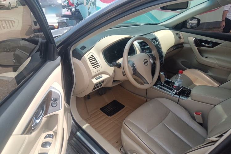 Used Nissan Teana 2014 Duke 2.5L XV Deluxe Edition Driver Seat
