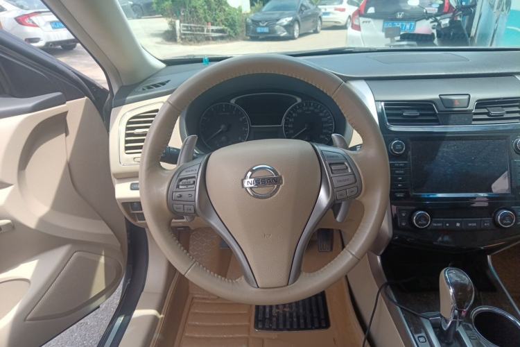 Used Nissan Teana 2014 Duke 2.5L XV Deluxe Edition Steering Wheel
