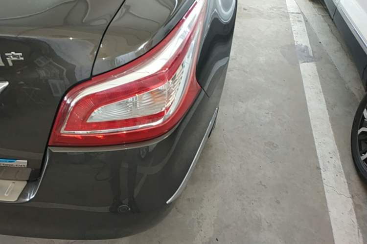 Used Nissan Teana 2014 Duke 2.5L XV Deluxe Edition Exterior 3