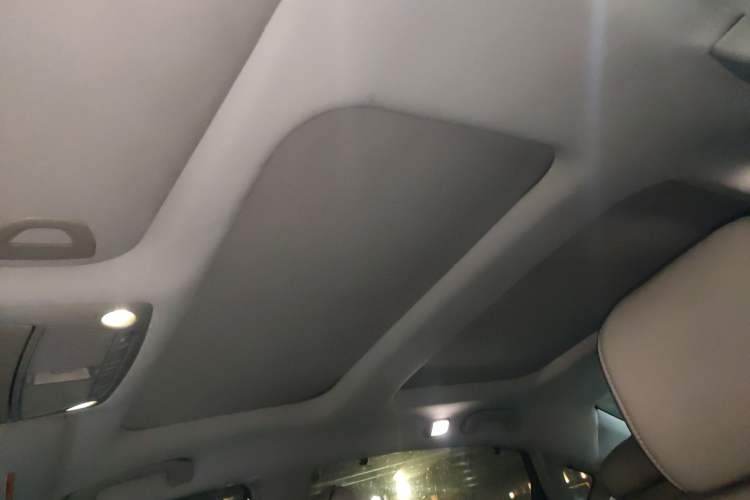 Used Nissan Teana 2014 Duke 2.5L XV Glory Edition Headliner