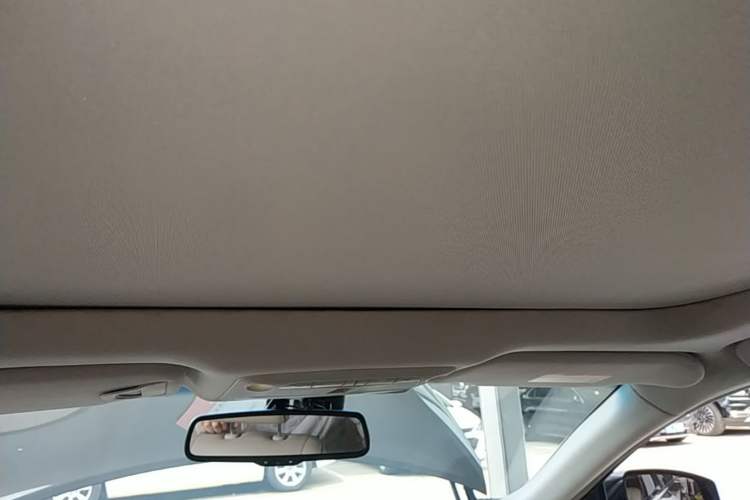 Used Nissan Teana 2014 Duke 2.5L XV Deluxe Edition Headliner