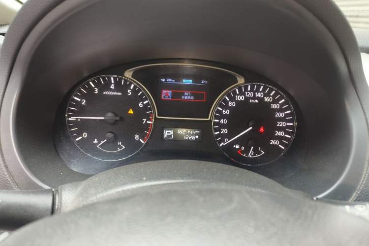 Used Nissan Teana 2014 Duke 2.5L XV Deluxe Edition Instrument Cluster