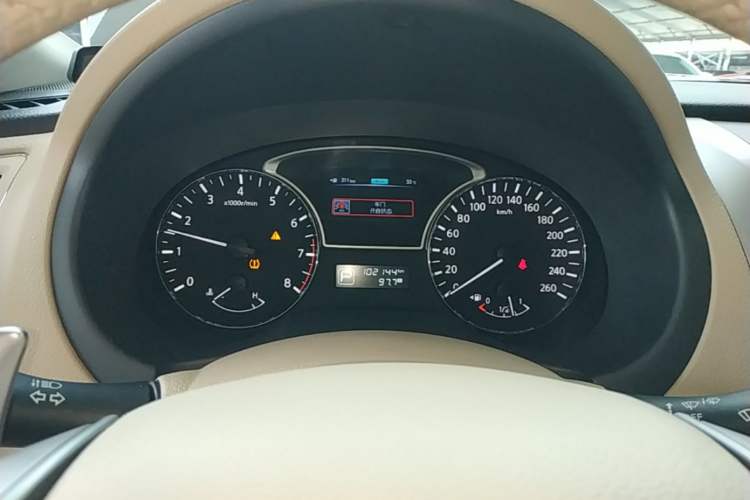 Used Nissan Teana 2014 Duke 2.5L XV Deluxe Edition Instrument Cluster