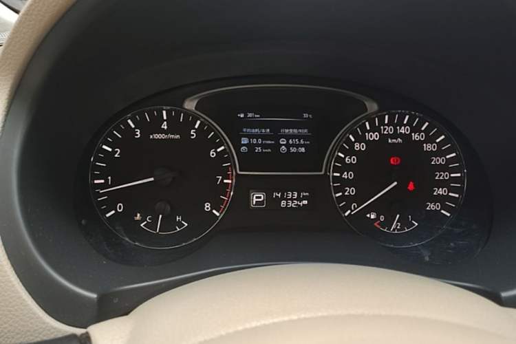 Used Nissan Teana 2014 2.5L XL Upper Tech Edition Instrument Cluster