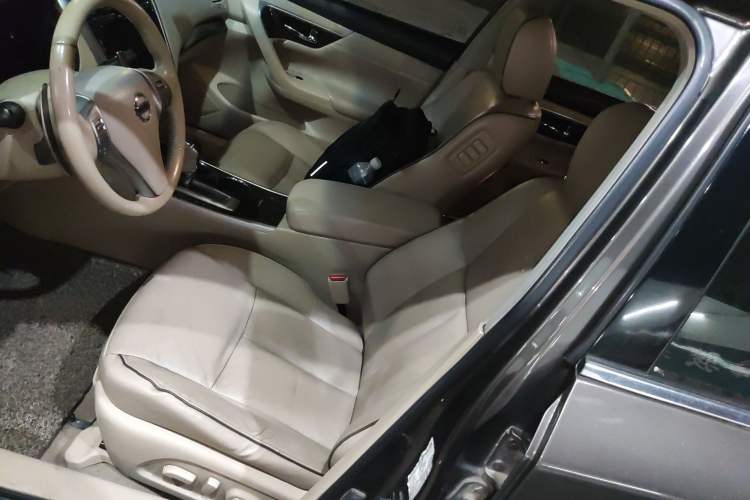 Used Nissan Teana 2014 Duke 2.5L XV Glory Edition Left Front Seat