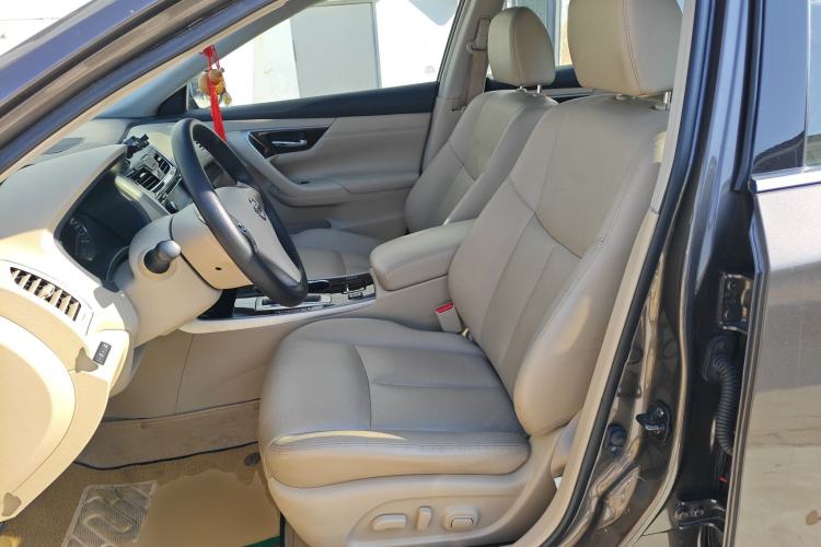 Used Nissan Teana 2014 2.0L XL Upper Tech Edition Left Front Seat