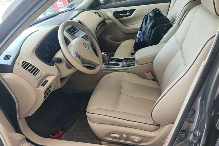 Used Nissan Teana 2014 Duke 2.5L XV Glory Edition Left Front Seat