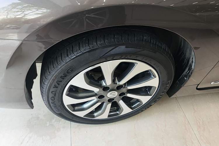 Used Nissan Teana 2014 Duke 2.5L XV Glory Edition Left Front Wheel Hub