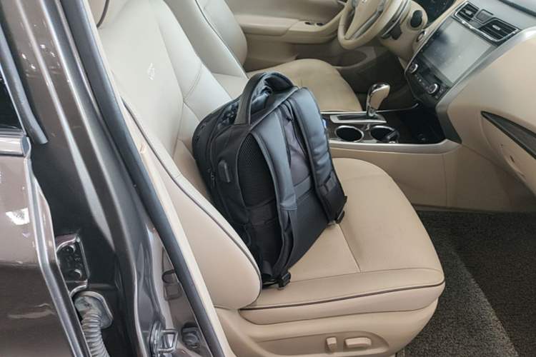 Used Nissan Teana 2014 Duke 2.5L XV Glory Edition Right Front Seat