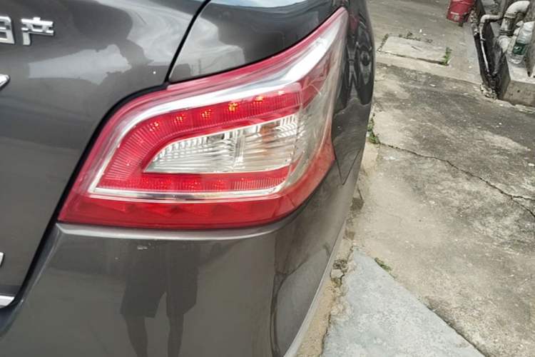 Used Nissan Teana 2014 2.5L XL Upper Tech Edition Right Rear Taillight