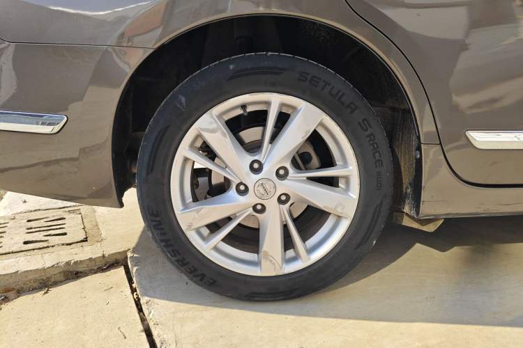 Used Nissan Teana 2014 2.0L XL Upper Tech Edition Right Rear Wheel Hub