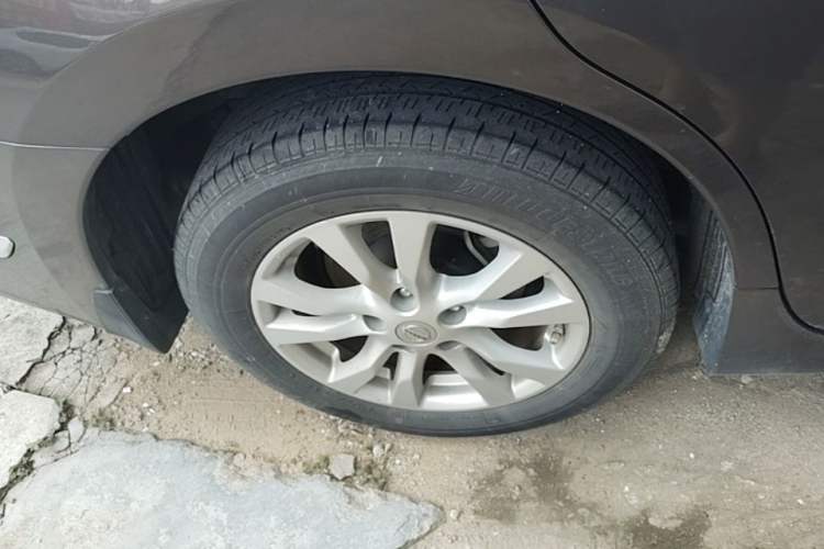 Used Nissan Teana 2014 2.5L XL Upper Tech Edition Right Rear Wheel Hub