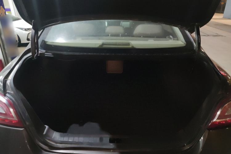 Used Nissan Teana 2014 Duke 2.5L XV Glory Edition Trunk