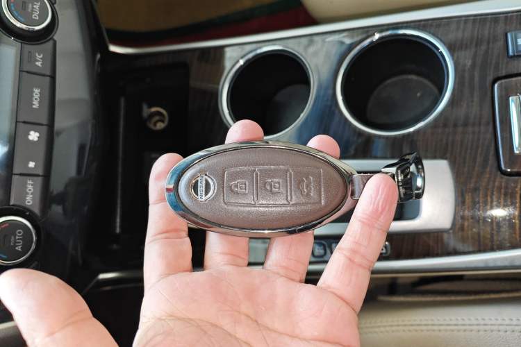 Used Nissan Teana 2014 2.0L XL Upper Tech Edition Vehicle Key