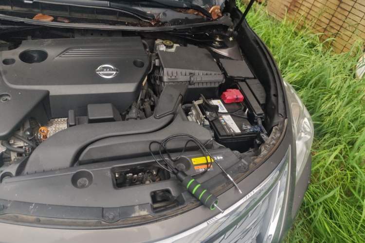 Used Nissan Teana 2014 Duke 2.5L XV Deluxe Edition Engine Bay Left