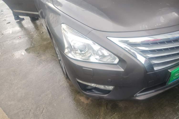 Used Nissan Teana 2014 Duke 2.5L XV Deluxe Edition Right Front Headlight
