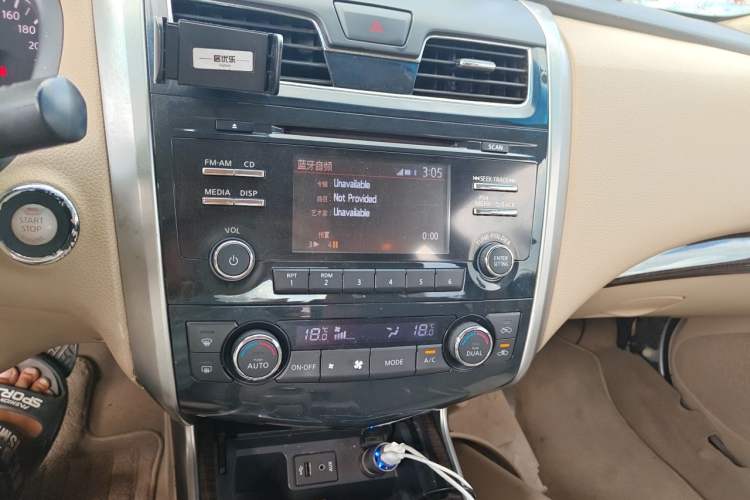 Used Nissan Teana 2014 2.0L XL Upper Tech Edition Audio And AC Panel