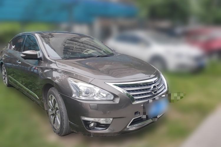 Used Nissan Teana 2014 Duke 2.5L XV-VIP Luxury Edition Front Right 45 Deg