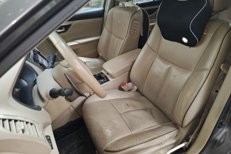 Used Nissan Teana 2014 Duke 2.5L XV-VIP Luxury Edition Left Front Seat