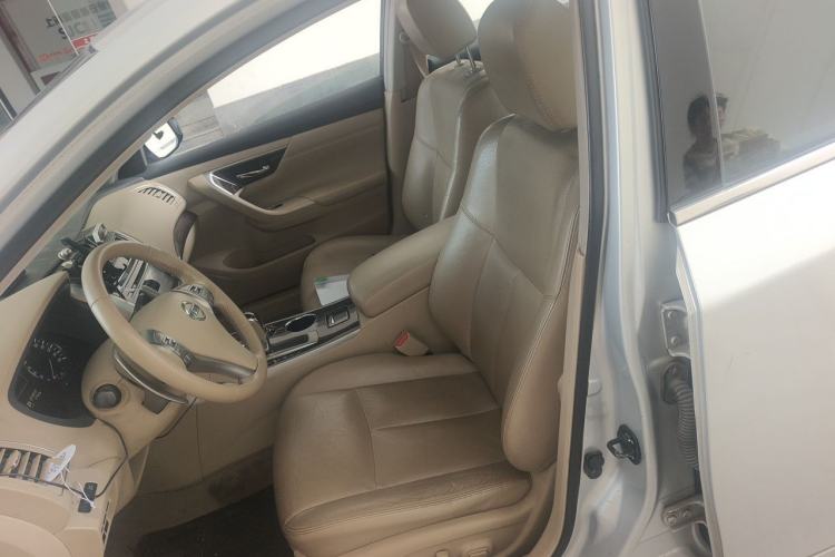 Used Nissan Teana 2014 2.5L XL Upper Tech Edition Left Front Seat