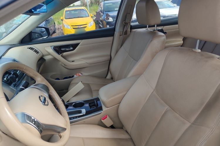 Used Nissan Teana 2014 2.0L XL Upper Tech Edition Left Front Seat