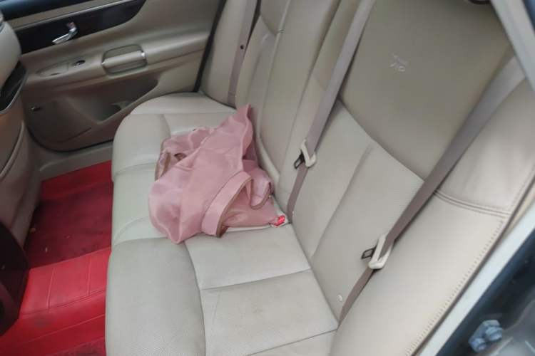 Used Nissan Teana 2014 Duke 2.5L XV-VIP Luxury Edition Left Rear Seat