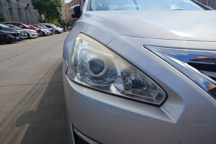 Used Nissan Teana 2014 2.0L XL Upper Tech Edition Right Front Headlight