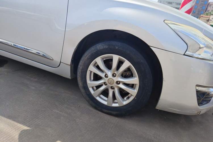 Used Nissan Teana 2014 2.0L XL Upper Tech Edition Right Front Wheel Hub
