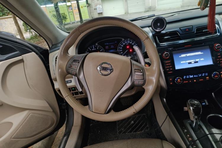 Used Nissan Teana 2014 Duke 2.5L XV-VIP Luxury Edition Steering Wheel